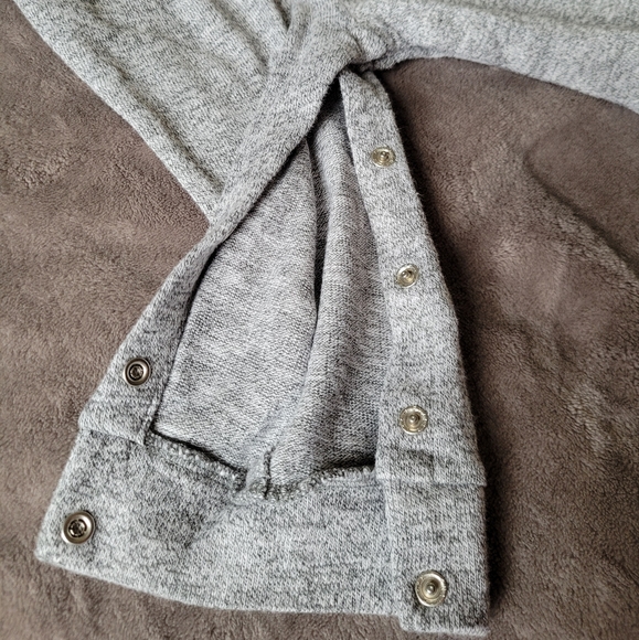 Rompers - Picture 8 of 9